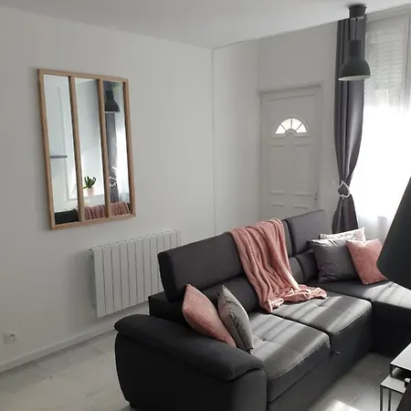 Appartement Maison Complete, Jusqu A 6 Personnes *
