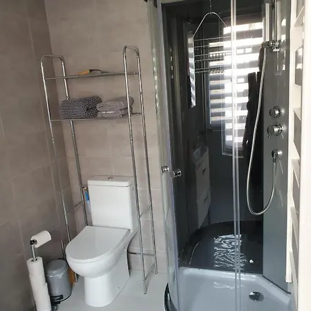Apartment Maison Complete, Jusqu A 6 Personnes *